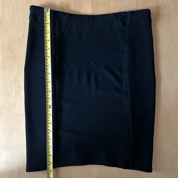 BCBGMaxazria Black Stretch Bodycon Pencil Skirt Medium - Picture 8 of 10